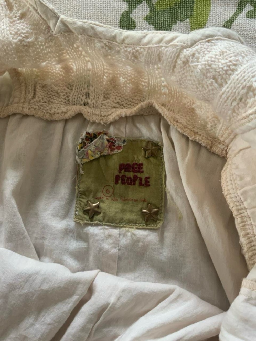 2008 Vintage Free People Cream Embroidered Mini Dress with Gray Lace Hem - Picture 2 of 4